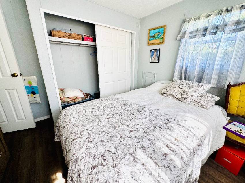 11 Henry Drive a Winter Haven, FL Mobile or Manufactured Home for Sale